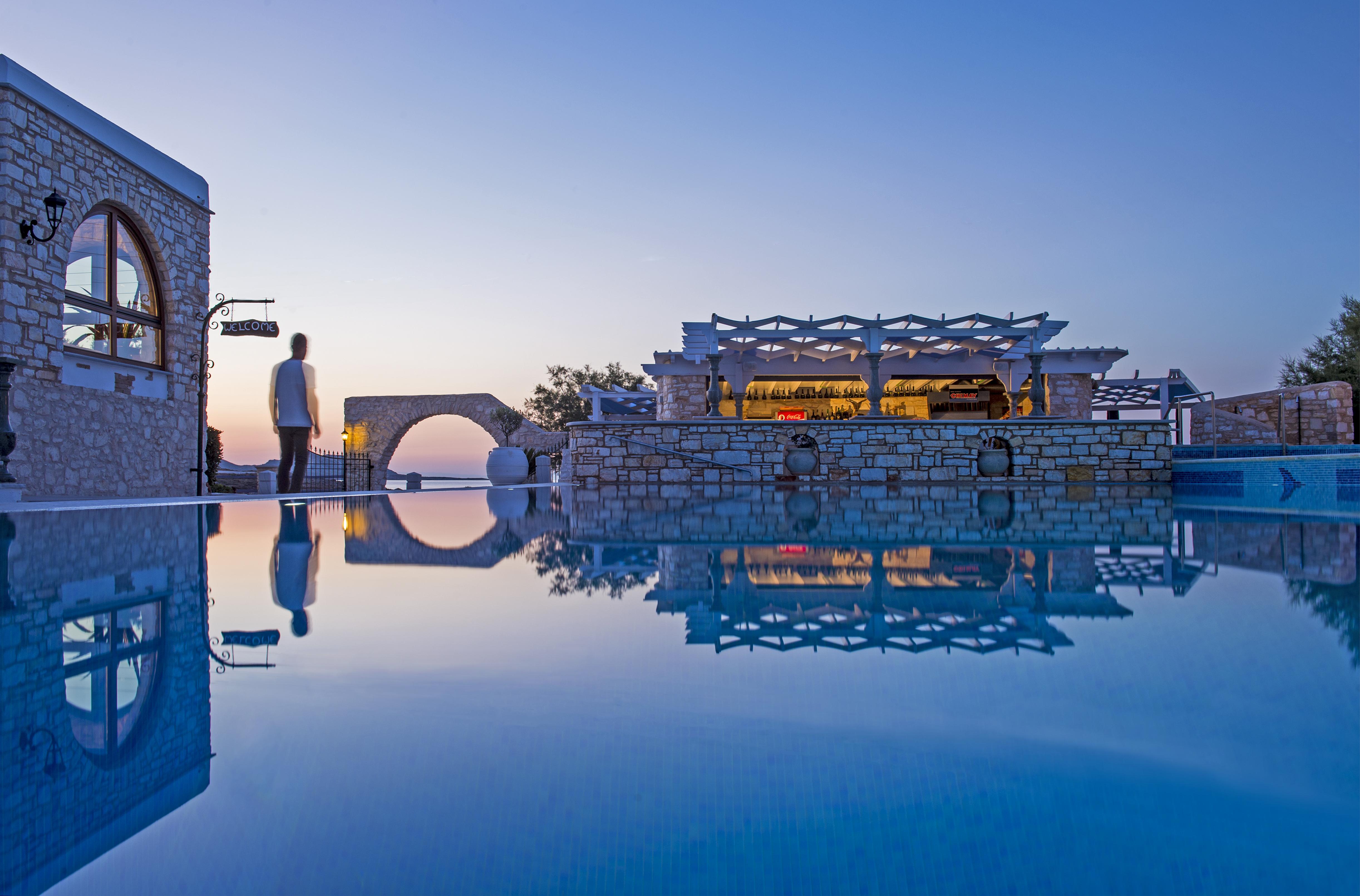 Contaratos Beach Hotel Naousa  Exterior photo